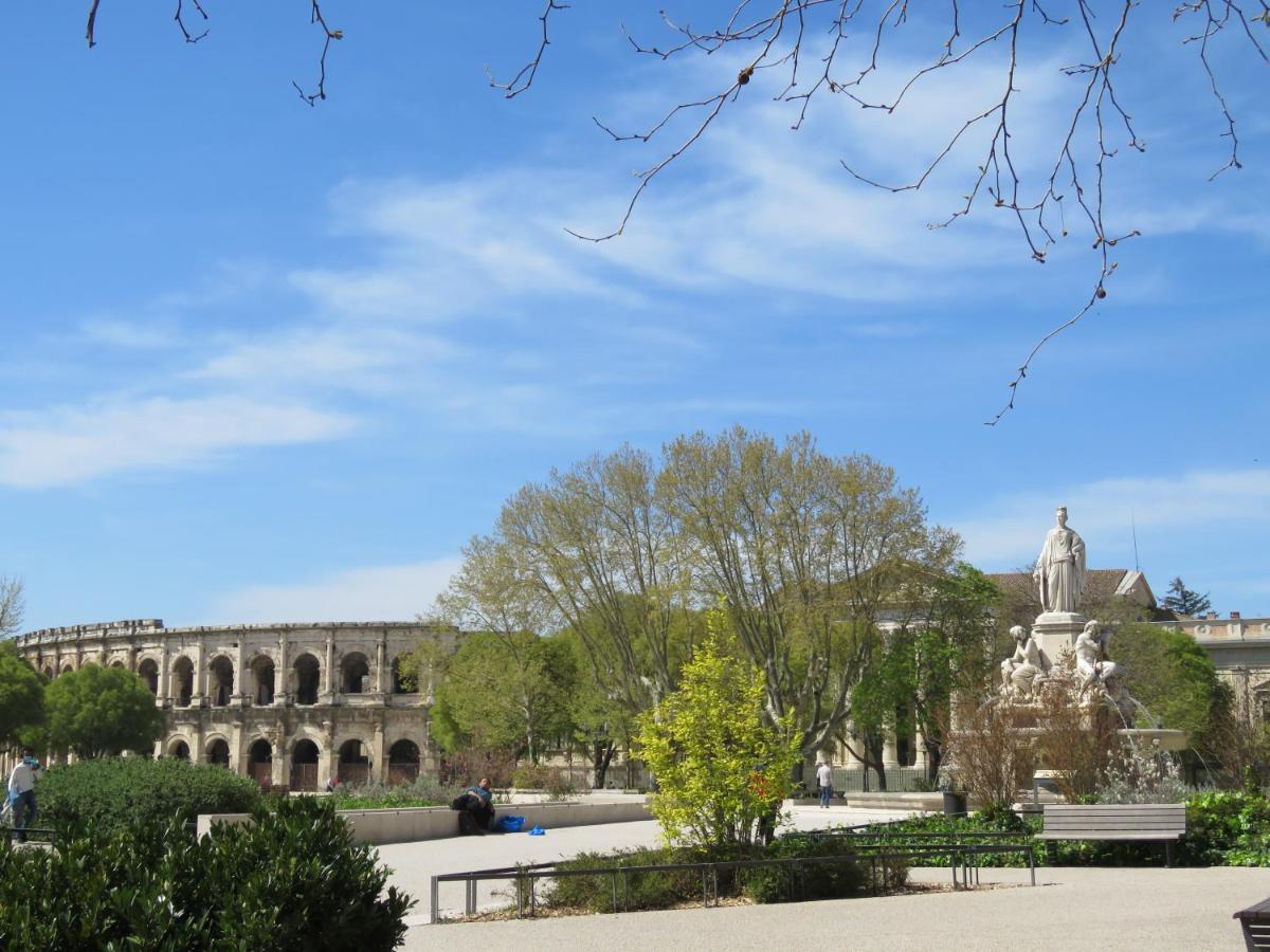 centre ville&acces facile Nîmes Extérieur photo